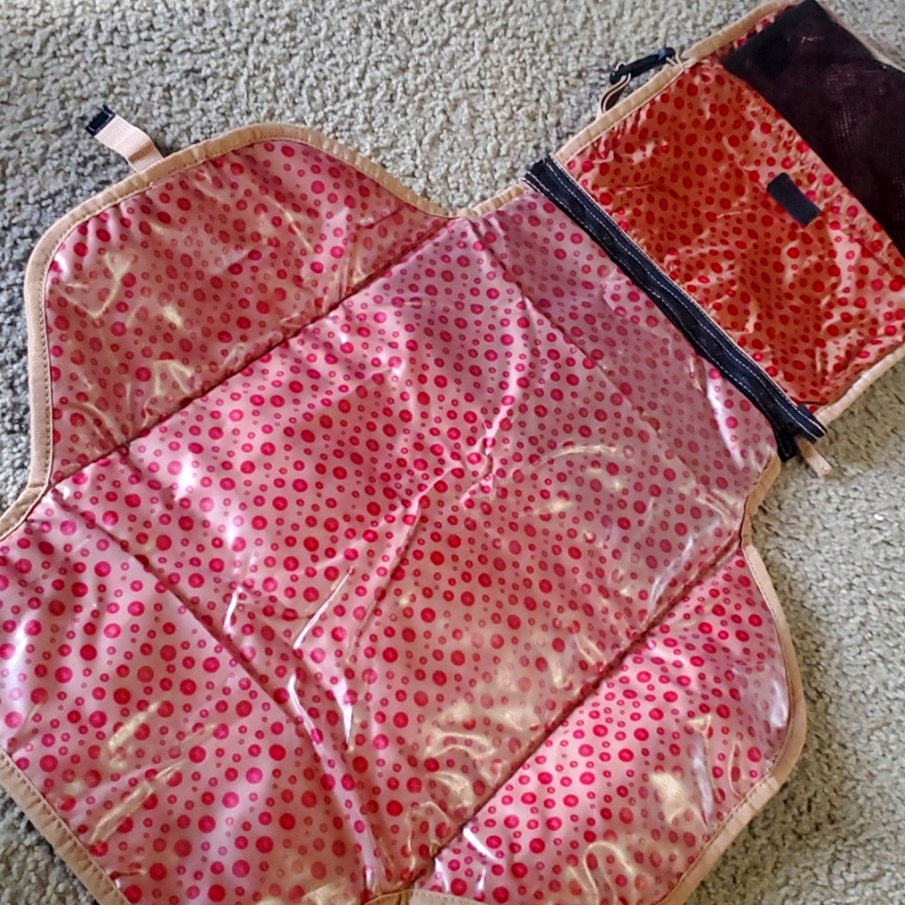 Compact diaper bag - Picture 2 of 3